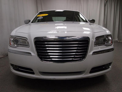 2011 Chrysler 300  Limited