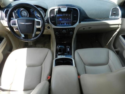 2012 Chrysler 300  Limited