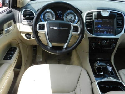 2012 Chrysler 300  Limited