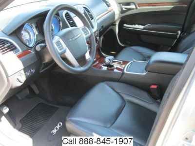2012 Chrysler 300  Limited