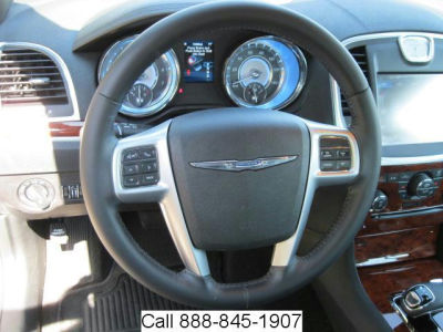 2012 Chrysler 300  Limited