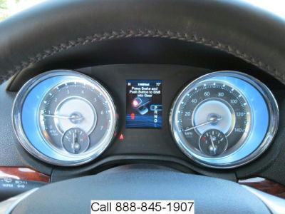 2012 Chrysler 300  Limited