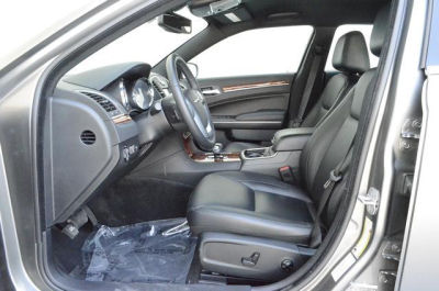 2012 Chrysler 300  Limited
