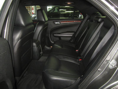 2012 Chrysler 300  Limited