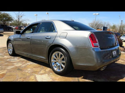 2012 Chrysler 300  Limited