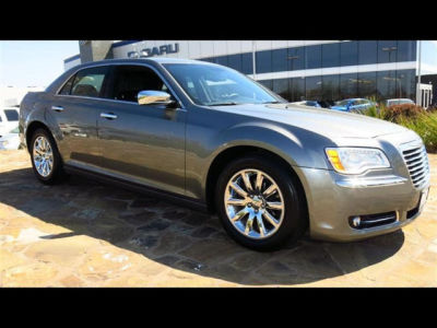 2012 Chrysler 300  Limited