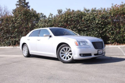 2012 Chrysler 300  Limited