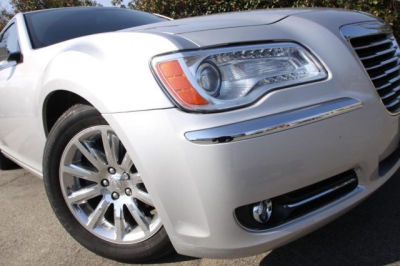 2012 Chrysler 300  Limited