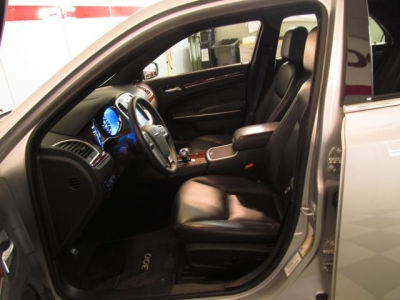2012 Chrysler 300  Limited