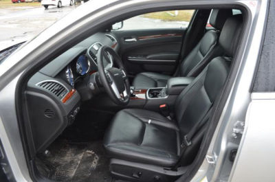 2012 Chrysler 300  Limited