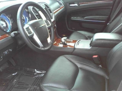 2012 Chrysler 300  Limited