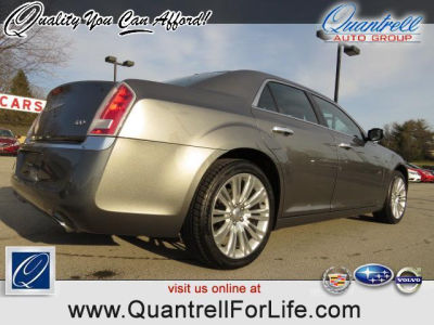 2011 Chrysler 300  Limited