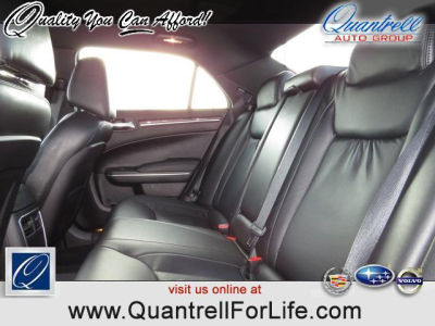 2011 Chrysler 300  Limited