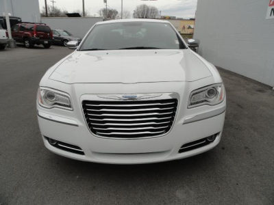 2012 Chrysler 300  Limited