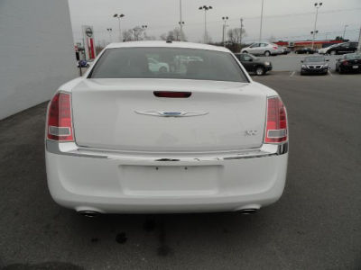 2012 Chrysler 300  Limited