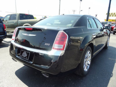 2012 Chrysler 300  Limited