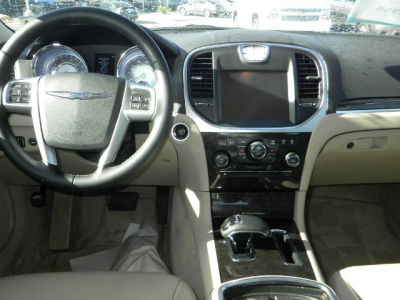 2012 Chrysler 300  Limited