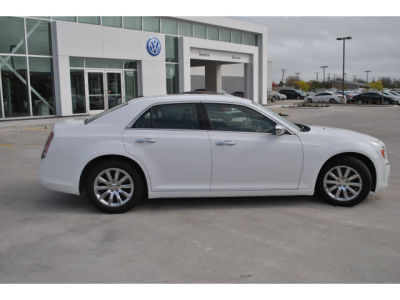 2012 Chrysler 300  Limited