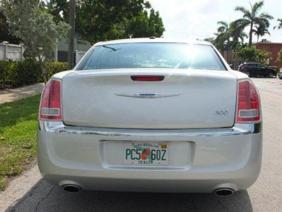 2012 Chrysler 300  Limited