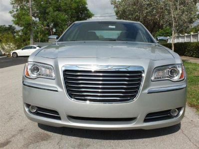 2012 Chrysler 300  Limited