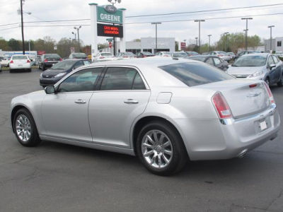 2012 Chrysler 300  Limited