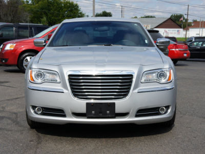 2012 Chrysler 300  Limited