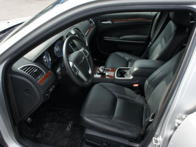2012 Chrysler 300  Limited