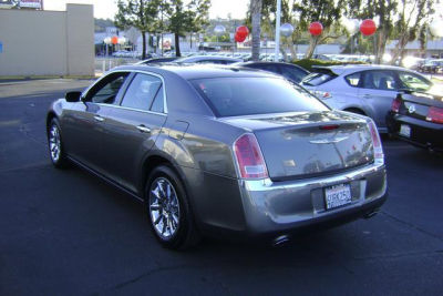 2012 Chrysler 300  Limited