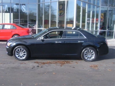 2012 Chrysler 300  Limited