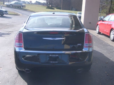 2012 Chrysler 300  Limited