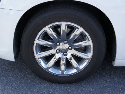 2012 Chrysler 300  Limited