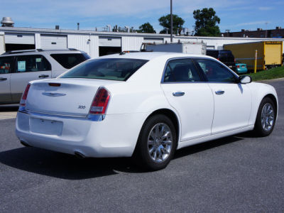 2012 Chrysler 300  Limited