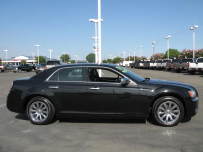 2011 Chrysler 300  Limited