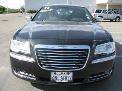2011 Chrysler 300  Limited
