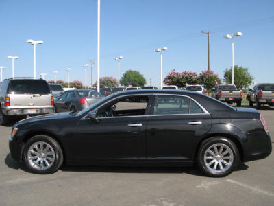 2011 Chrysler 300  Limited