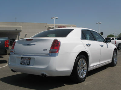 2011 Chrysler 300  Limited