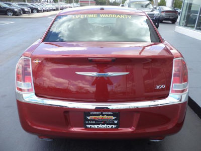 2012 Chrysler 300  Limited