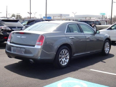 2012 Chrysler 300  Limited