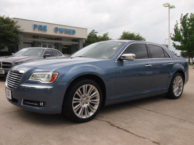 2011 Chrysler 300  Limited