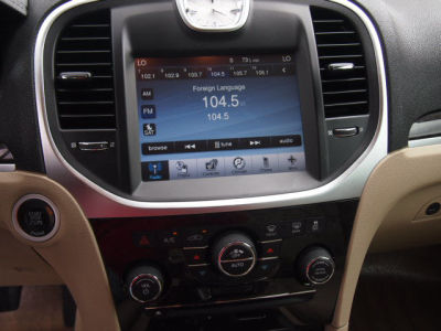 2011 Chrysler 300  Limited