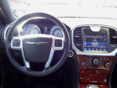 2012 Chrysler 300  Limited
