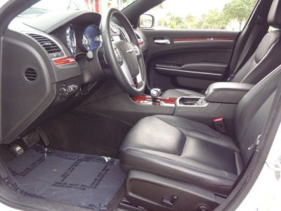2012 Chrysler 300  Limited