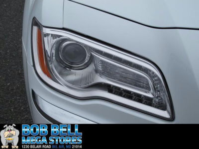 2012 Chrysler 300  Limited