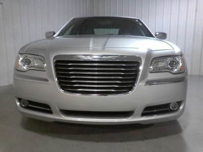 2012 Chrysler 300  Limited