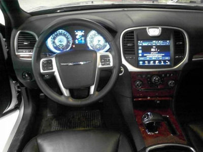 2012 Chrysler 300  Limited