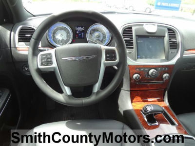 2012 Chrysler 300  Limited