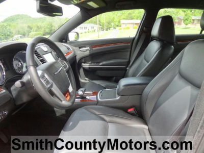 2012 Chrysler 300  Limited