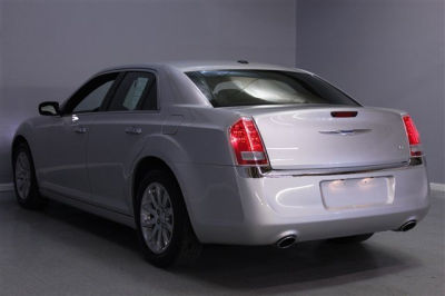 2012 Chrysler 300  Limited