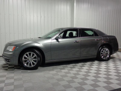 2012 Chrysler 300  Limited