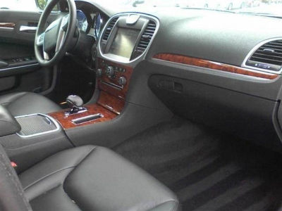 2012 Chrysler 300  Limited